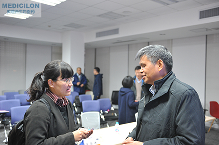 BB贝博化学部副总裁陈焕明博士给与会者答疑解惑