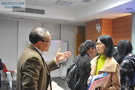 BB贝博临床前副总裁顾性初博士为与会者答疑解惑