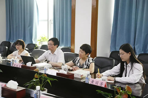 BB贝博临床前钻研副总裁兼机构掌管人彭双清教授，药效部执行主任董文心，药代安评项目掌管人龙娜等